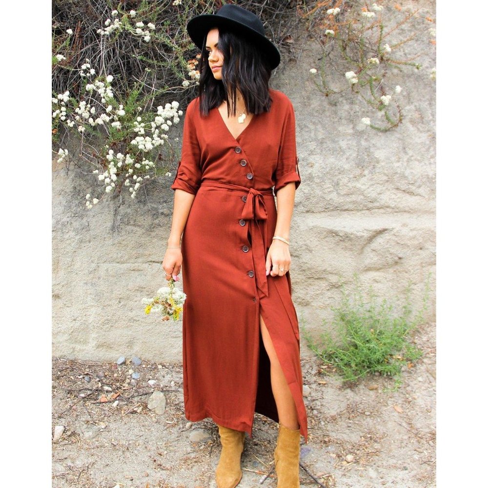 NWT BB Dakota Button Up Cherrywood Midi Dress